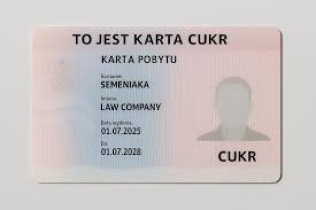 З 4 травня українці в Польщі зможуть подавати заяви на карту CUKR