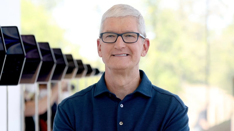 Глава Apple Тім Кук купив акції Nike