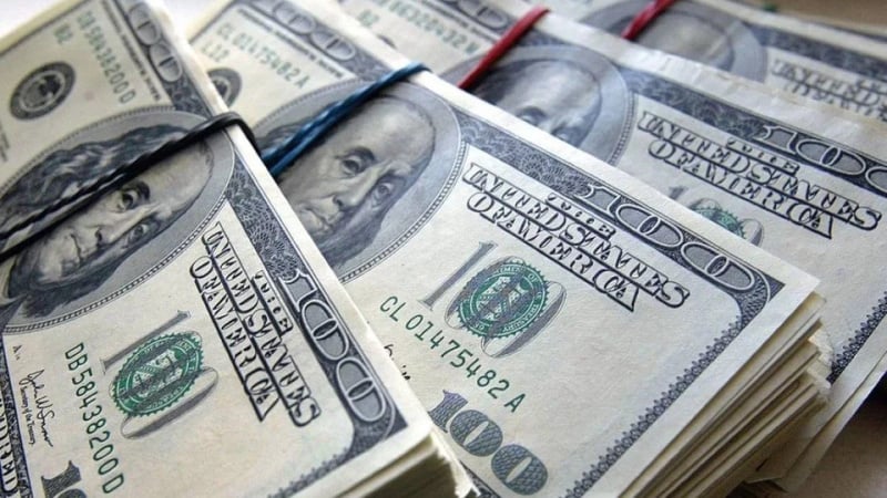 Національний банк продав понад $14 млрд з початку року: як це вплинуло на курс гривні