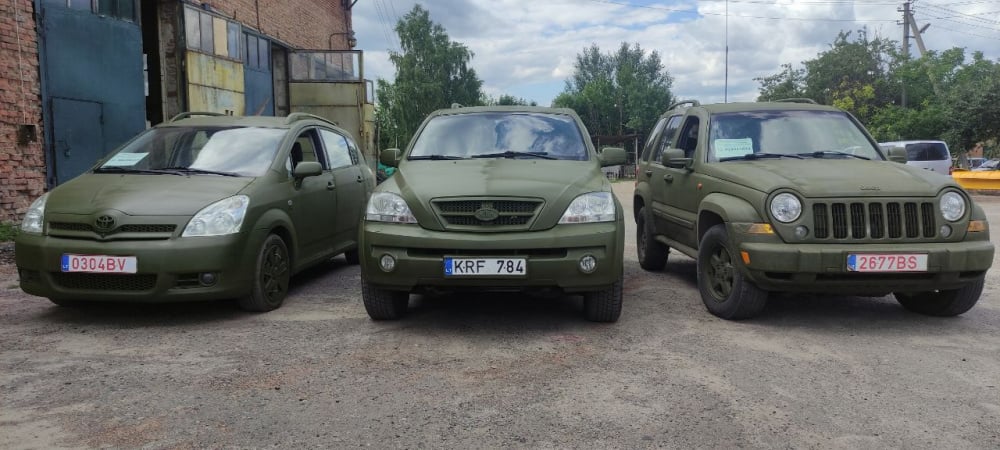 Рада може дозволити військовим ввозити авто без мита