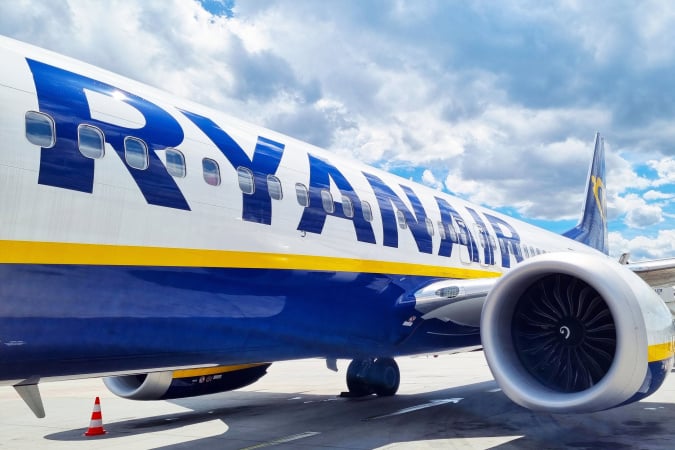 Ryanair підвищить бонус персоналу за виявлення негабаритного багажу