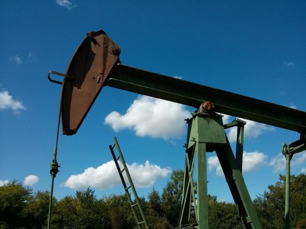 Нафта дорожчає на тлі відновлення бойових дій на Близькому Сході