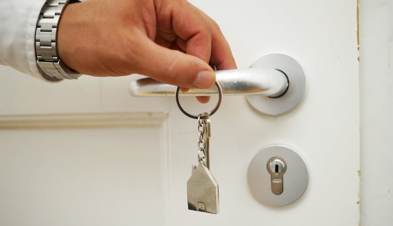 Ціни на житло в ЄС зросли на 53% за 10 років: мільйони європейців опинилися під загрозою втрати будинку