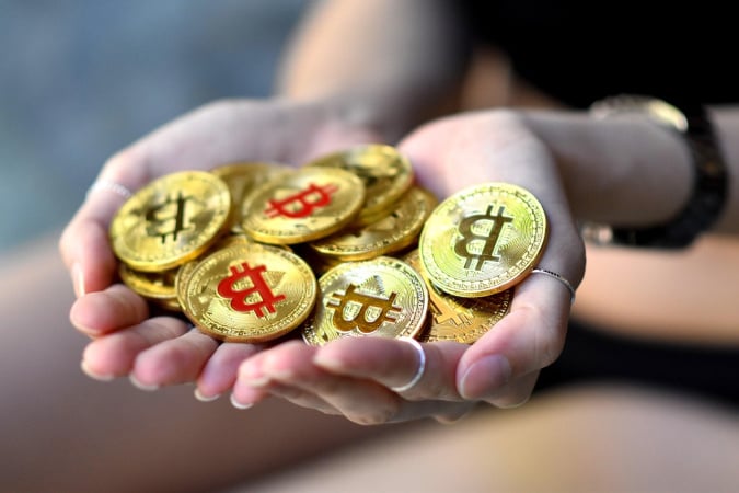 Понад 70% українок у крипті називають себе новачками — Binance