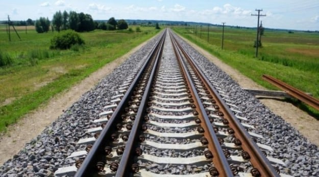 Єврокомісія наполягає на швидкому будівництві залізничної євроколії в Україні