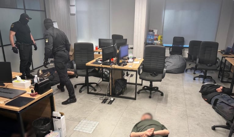 У Києві викрили шахрайський кол-центр, який ошукав громадян США на понад $500 тисяч