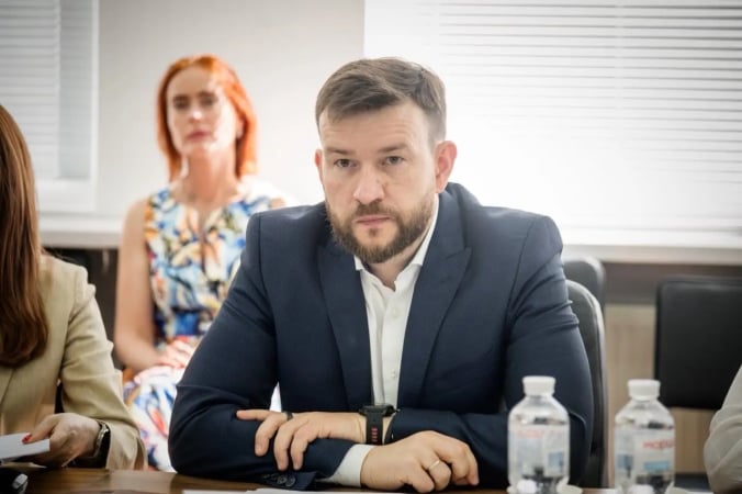 Кабмін готує програми зимової підтримки вразливих громадян: деталі
