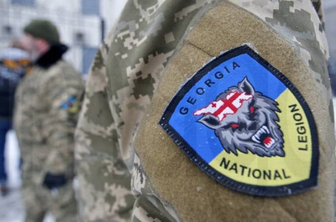 Кабмін затвердив правила залучення іноземних добровольців до ЗСУ: 300 000 за кожного рекрута