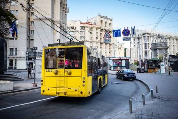 Економіка київського проїзду: чому підвищення тарифів б’є по комунальному транспорту