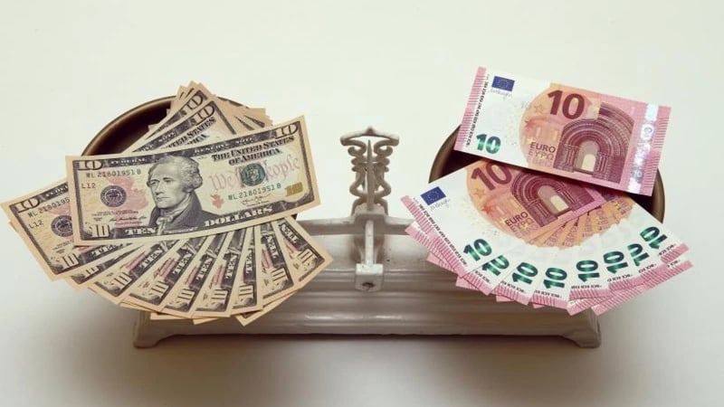 Долар до 45,70 грн, євро — до 52,50 грн: банкір дав прогноз курсу на серпень
