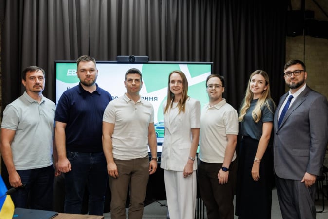 Таксі в Україні чекають нові правила: що зміниться для водіїв і платформ