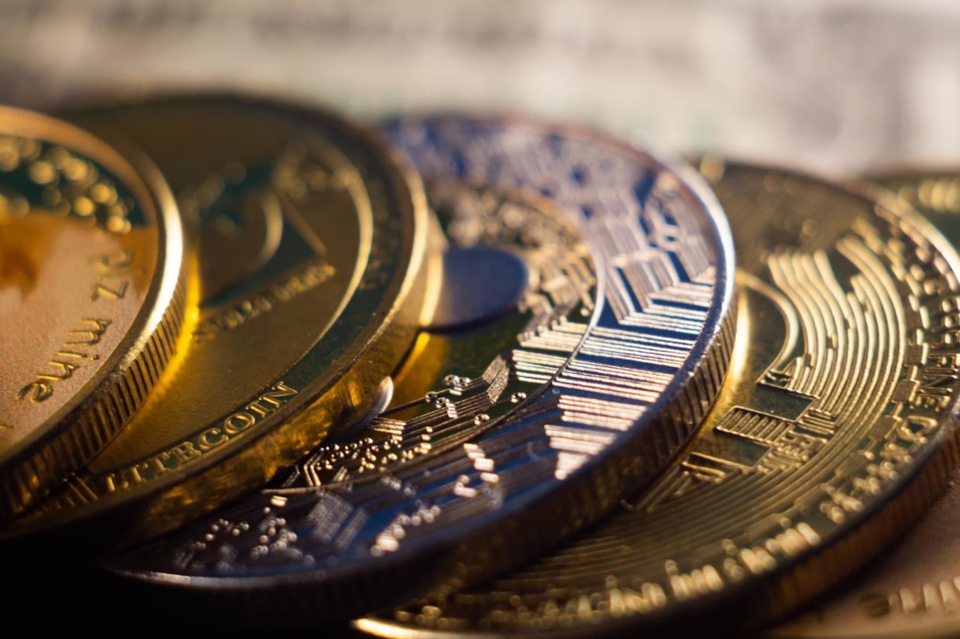 Binance припиняє підтримку гривні через Fiat Trade UAH з 28 вересня