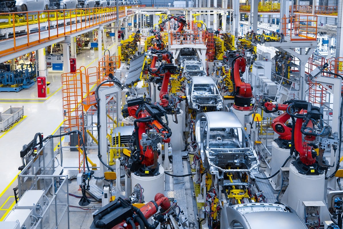 Продажі авто приватним покупцям падають, а корпоративні зростають: топ-5 моделей в Україні